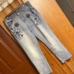 Bandolino Blue Jeans with Floral Embroidery